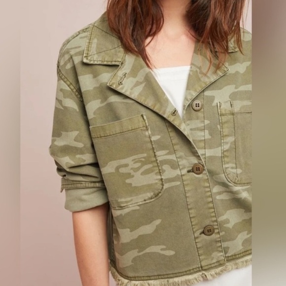 ANTHROPOLOGIE Sanctuary Cropped Camo Jacket/ Size Small - Picture 3 of 6